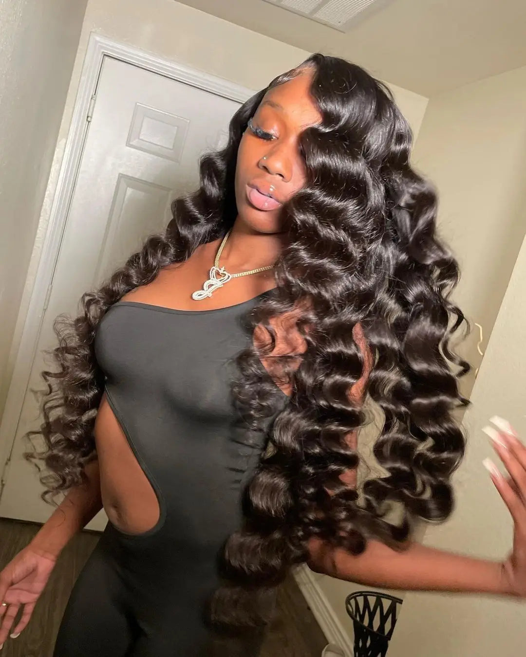 Lace Frontal Wig 100% Human Hair Loose Deep Wave Frontal Wigs